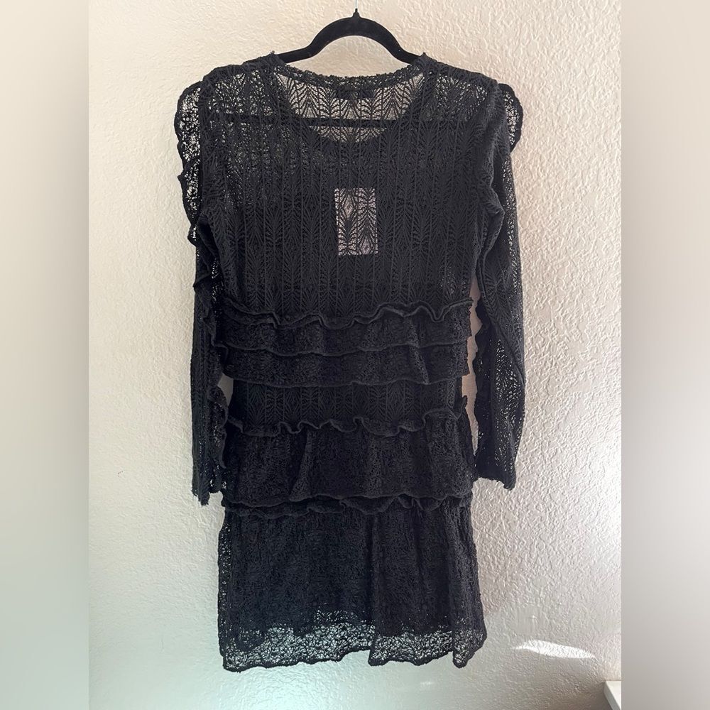 IRO Elegant long sleeve Black Lace Dress with black ruffles. 40 - Picture 5 of 11